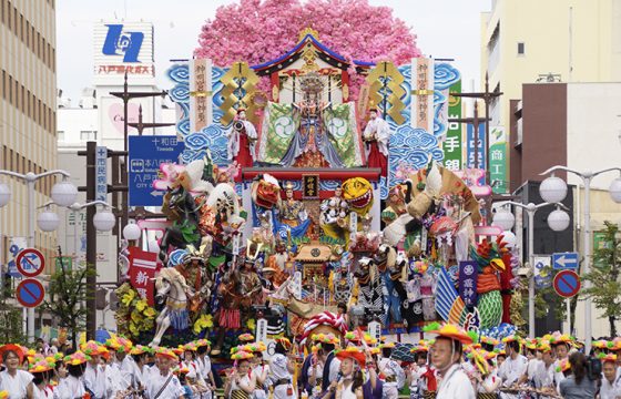 【2025年版 青森・八戸三社大祭】圧巻の山車行列と熱気！初めてでも満喫できる見どころ＆楽しみ方